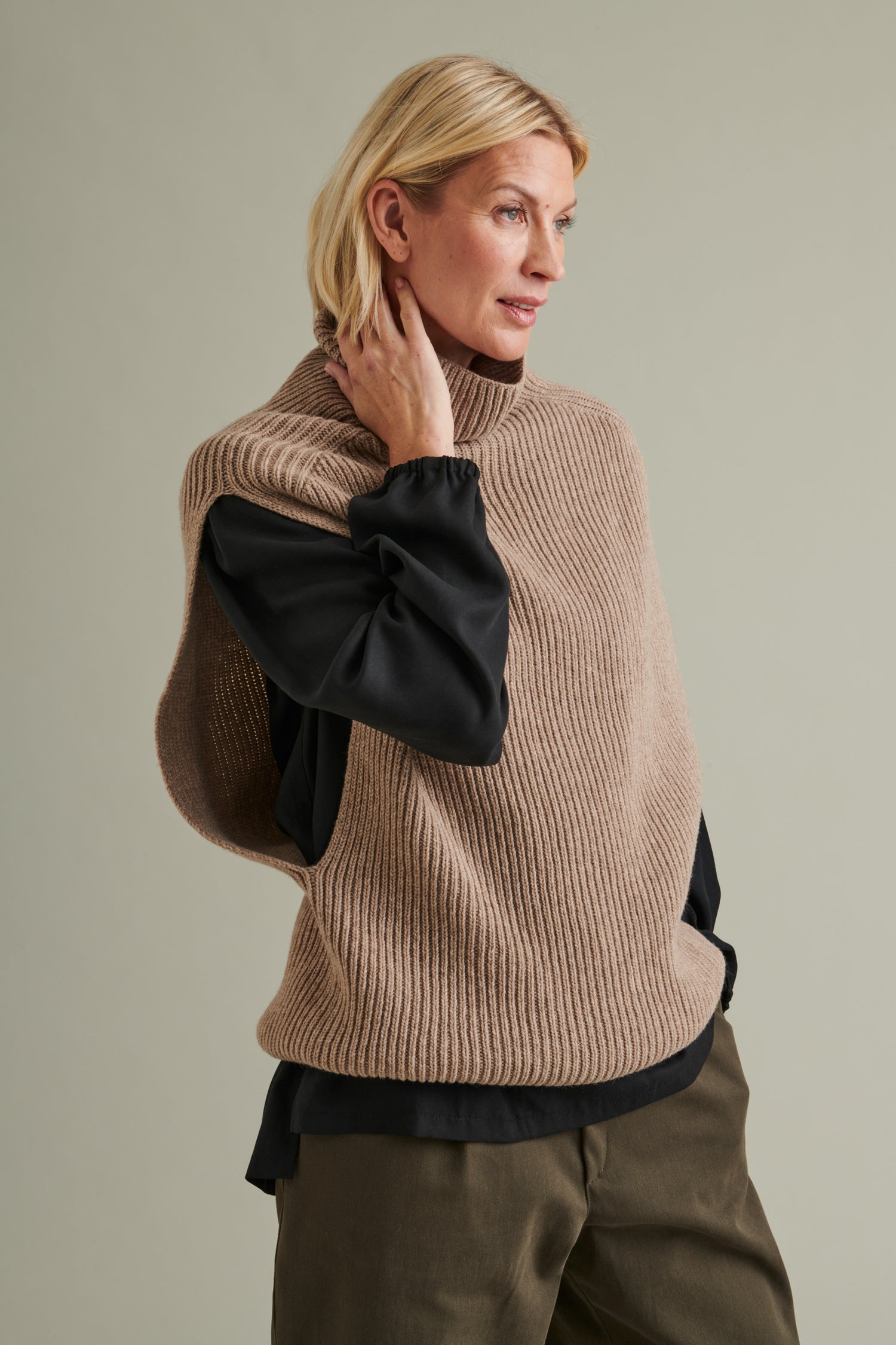 UTÖ KAULURILIIVI KAISLA