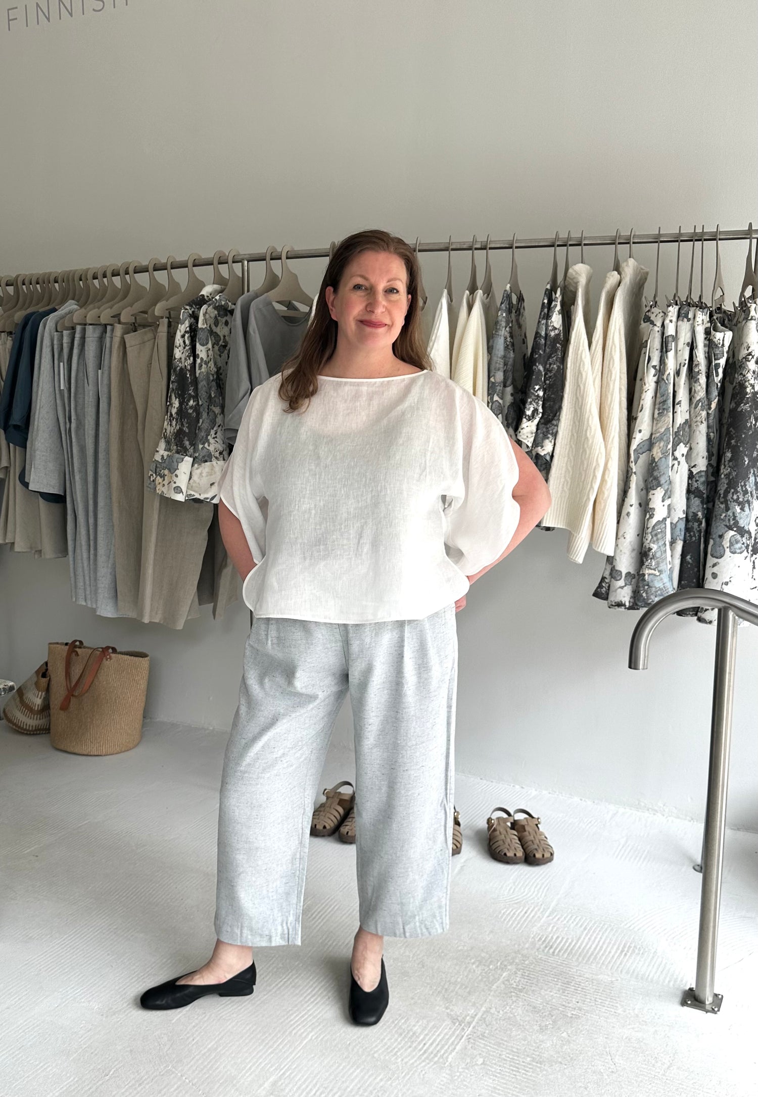 VALLMO PAITA VALKOINEN 100% PELLAVA