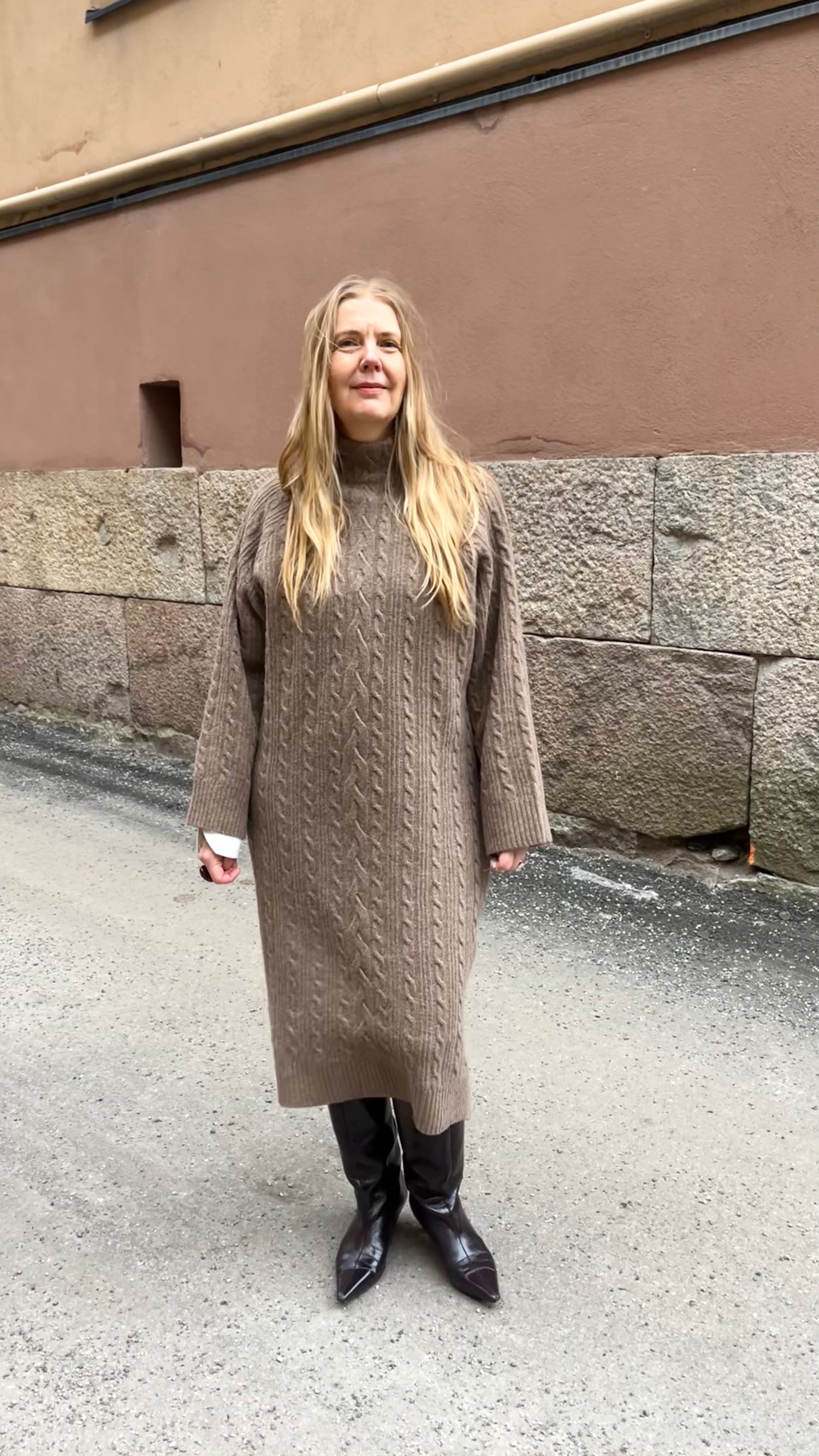 MYRSKYLUOTO VILLAMEKKO HARMAANRUSKEA